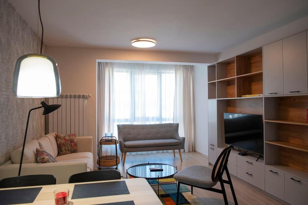 New York: A Spacious Modern Apartment With Parking Sofia Eksteriør billede